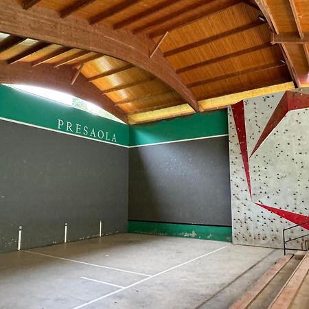 Albergue De Lastur Деба Экстерьер фото