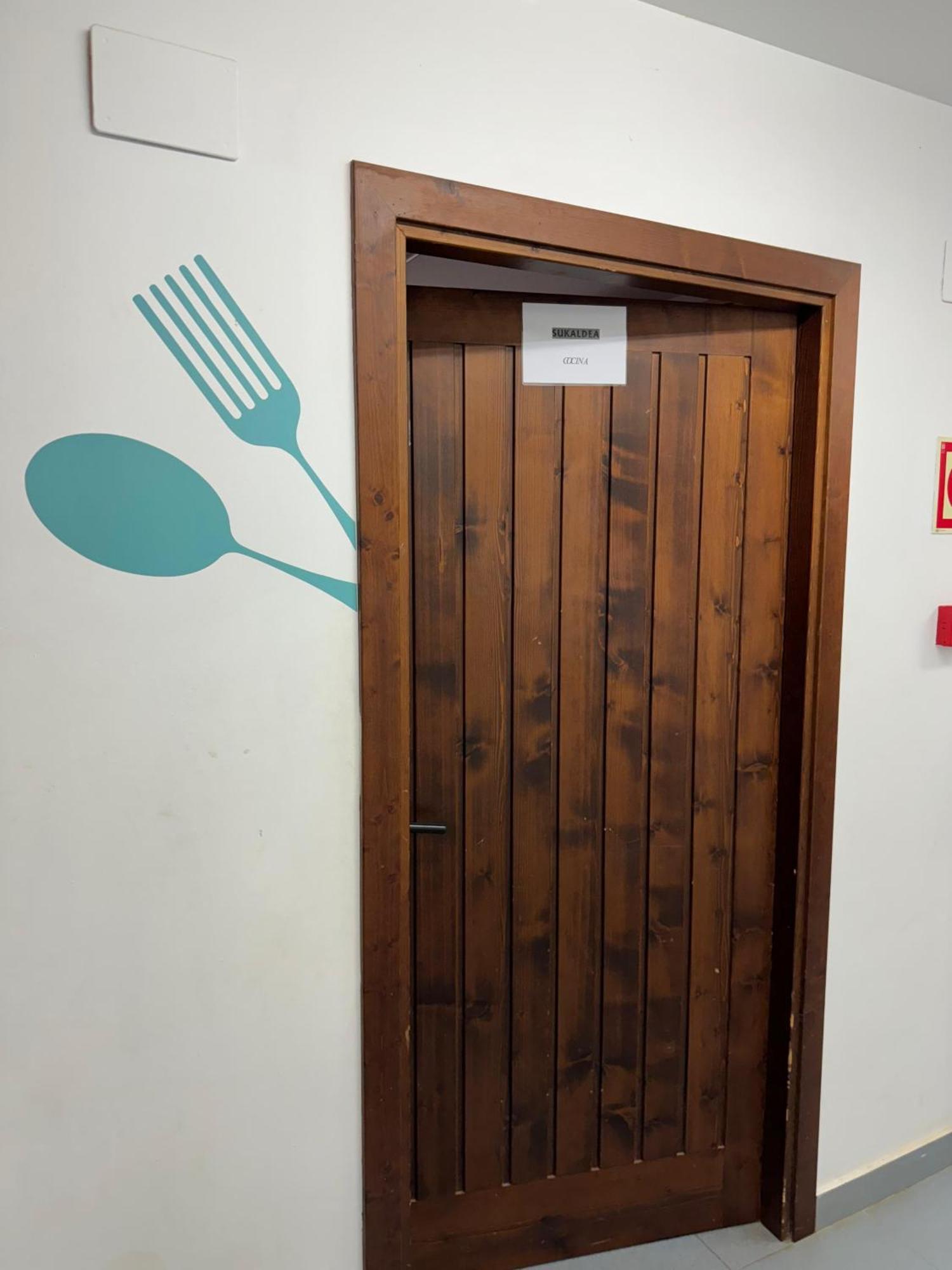 Albergue De Lastur Деба Экстерьер фото