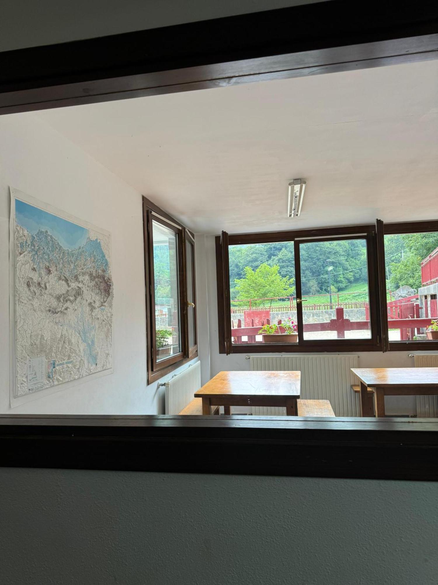 Albergue De Lastur Деба Экстерьер фото